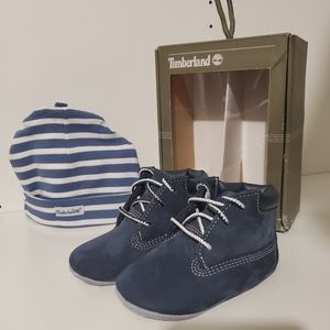 NWT Timberland Baby Crib Shoes & hat set